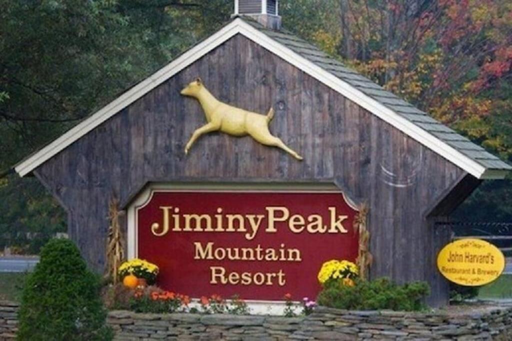 Ski On Off 1Br Suite 1St Flr Sleeps 4 Jiminy Peak Hancock Εξωτερικό φωτογραφία